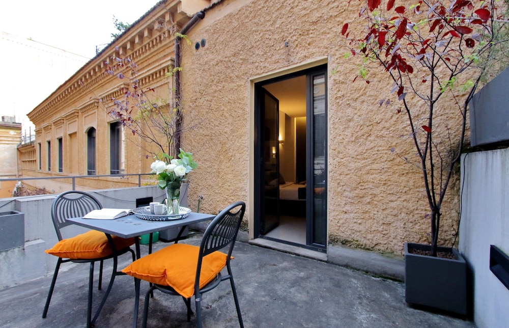 Urben Suites Apartments Design 29/42