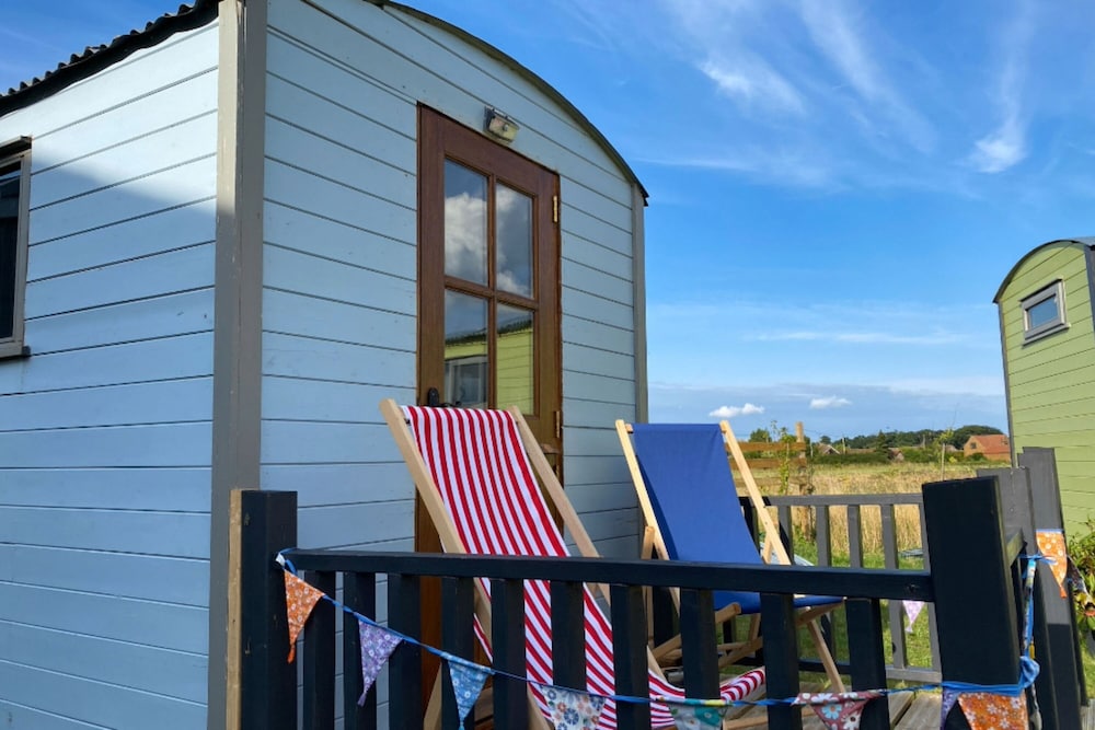 Norfolk Accommodation - mYminiBreak 3/50