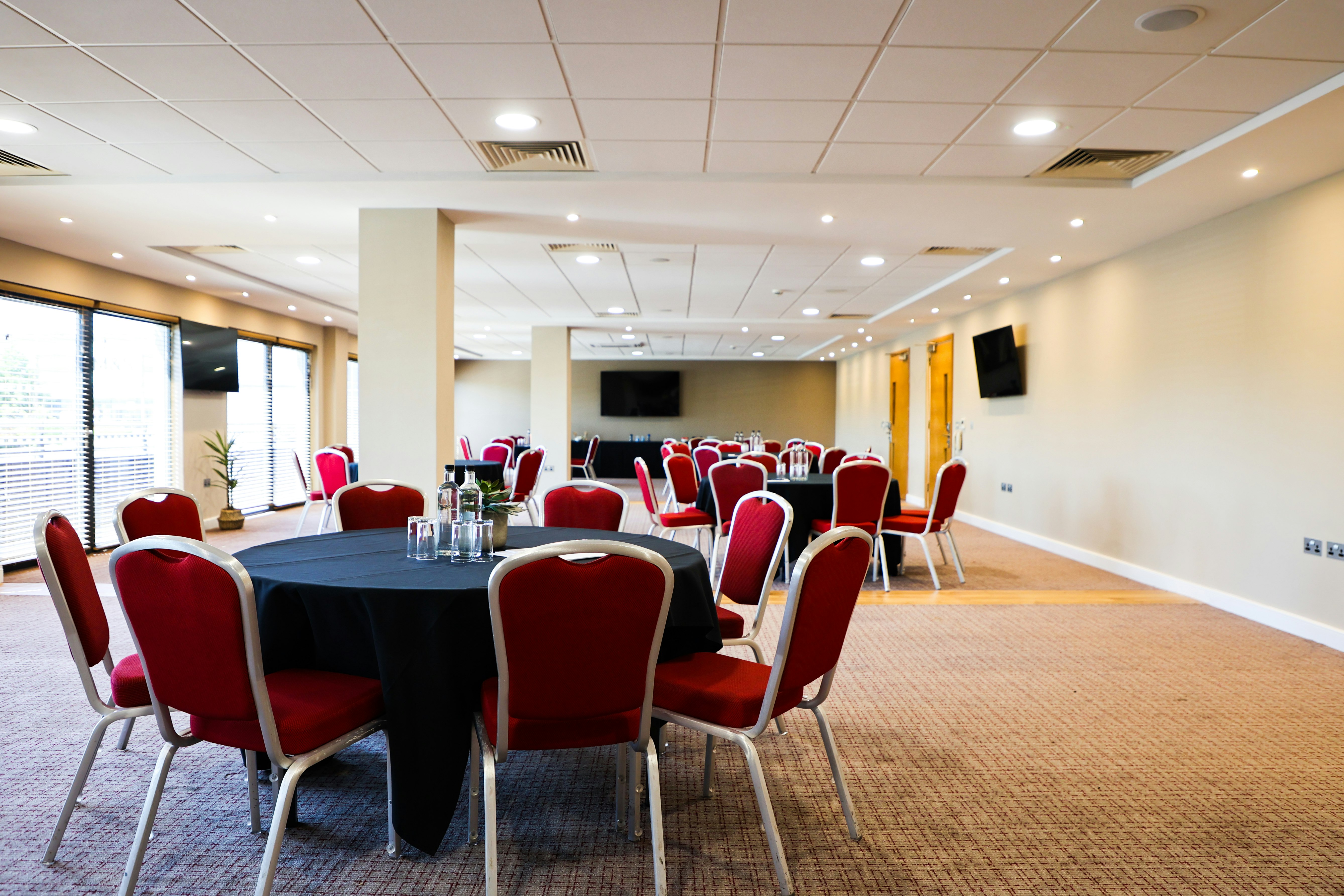 Doubletree By Hilton Milton Keynes 76/83