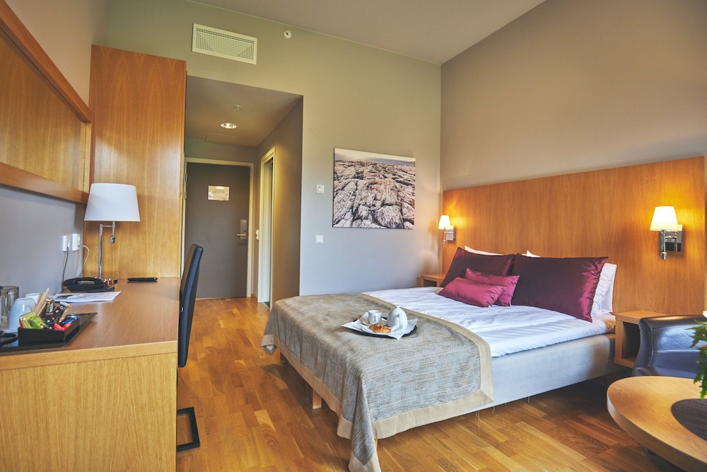 Hotell Froya 10/50