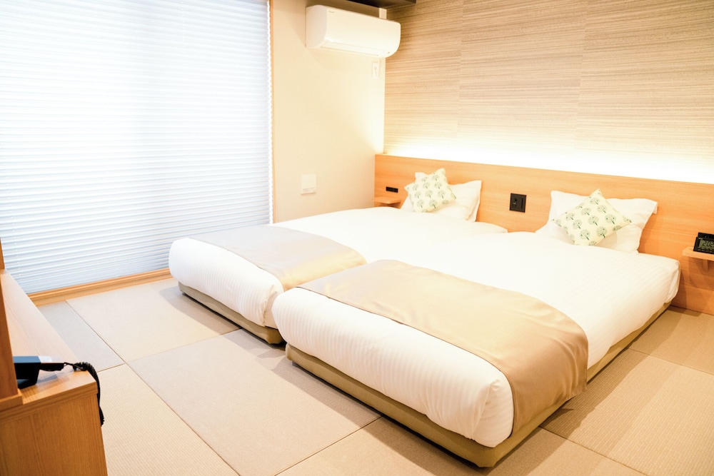 STANDARD, TWIN BEDS