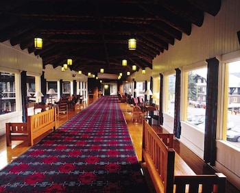 Glacier Park Lodge 6/46