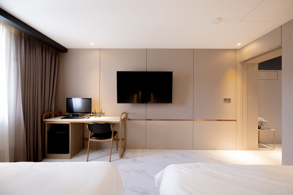 Hound Hotel Seomyeon-Bumcheon 22/50
