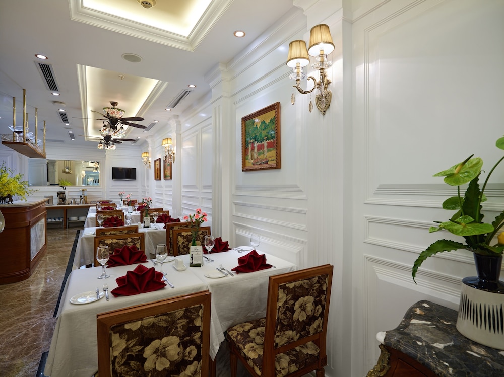 Silk Path Boutique Hanoi 47/66