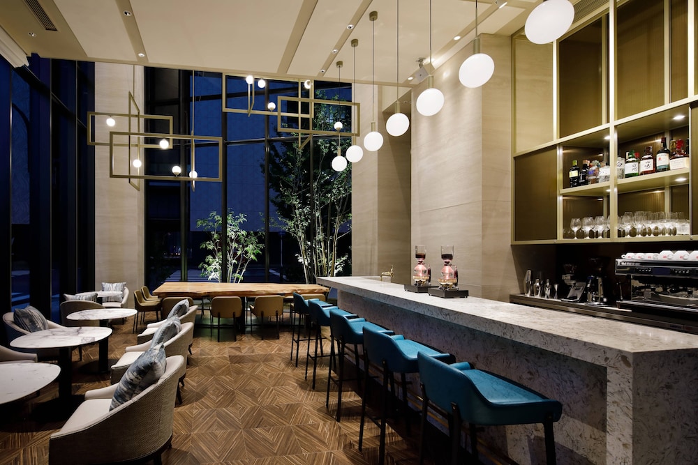 Courtyard By Marriott Osaka Honmachi 42/47