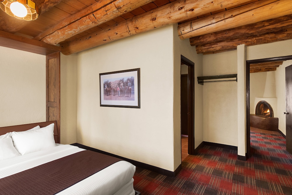 Sagebrush Inn Suites 38/81