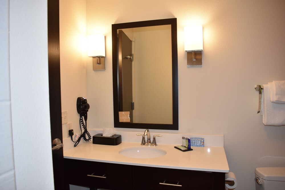 Sleep Inn & Suites Moab Near Arches National Park 32/32