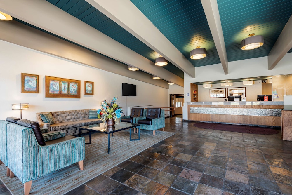 Turquoise Inn and Suites Cortez near Mesa Verde 9/42