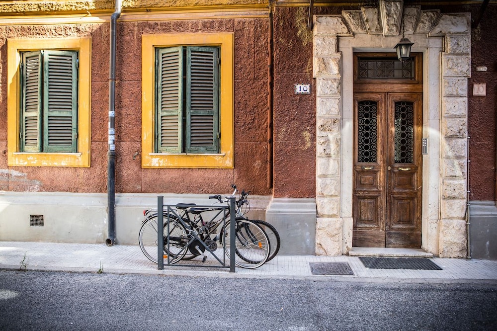 San Pietro Leisure And Luxury 49/52