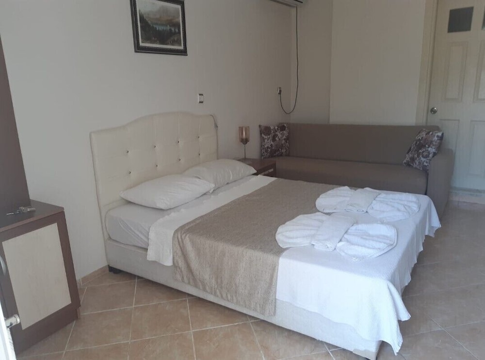 STANDARD, DOUBLE BED