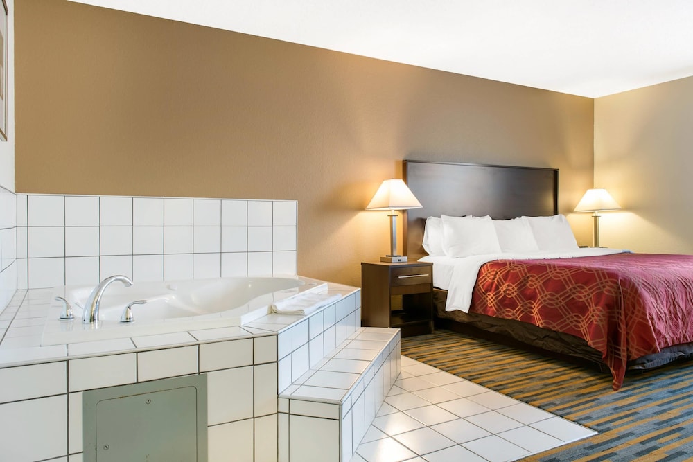 Suite, King Bed