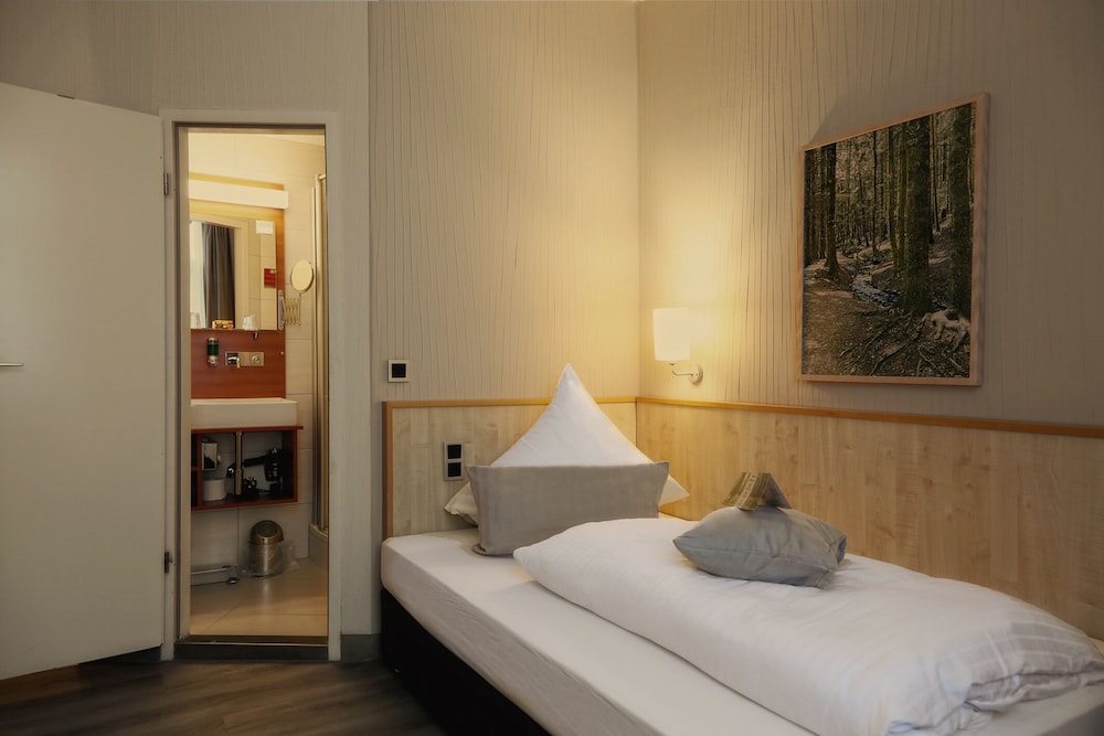 BERGHOTEL OBERHOF 12/45