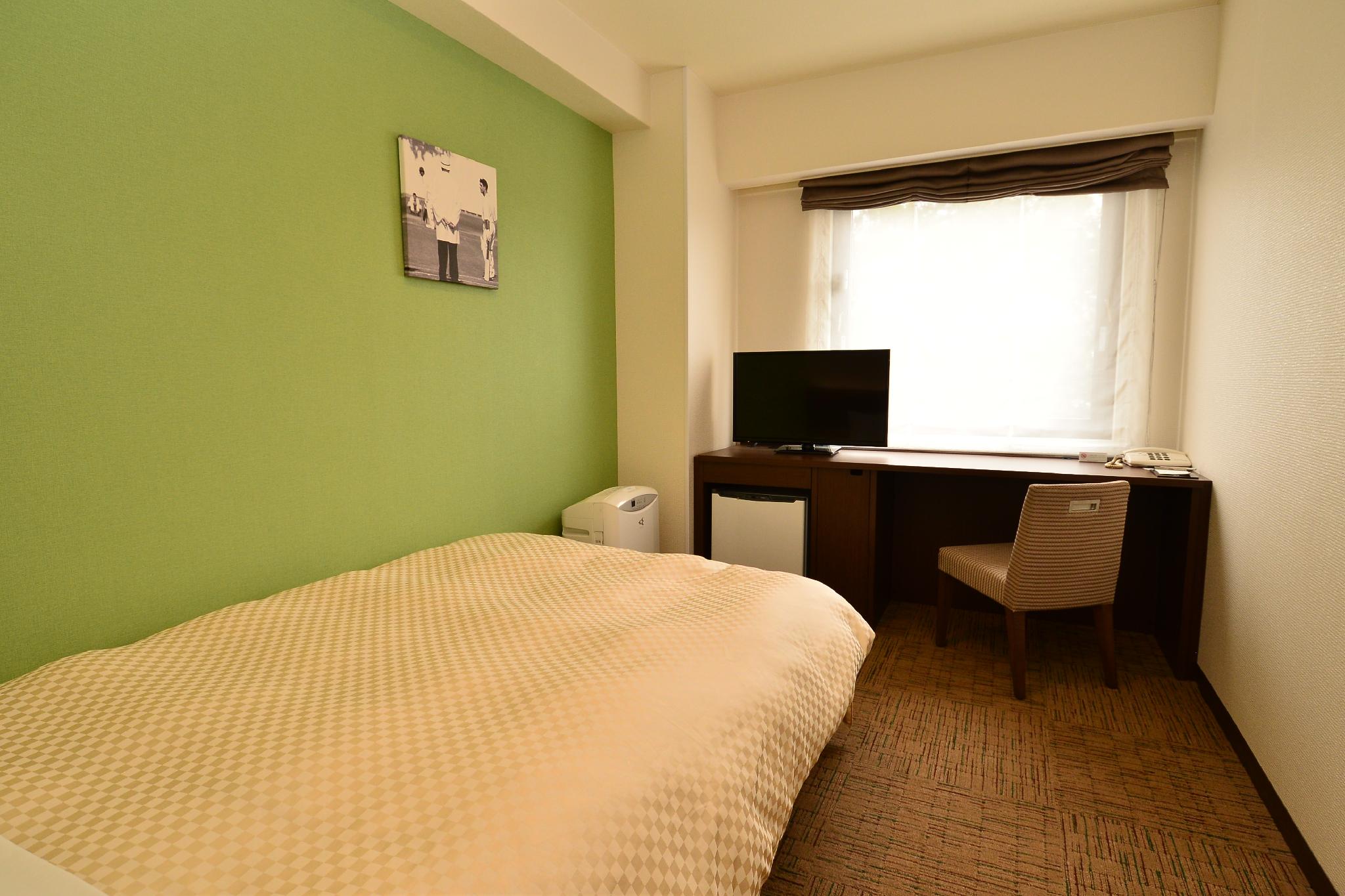 Semi Room, Standard, Single, Semi Double Bed, Smoking