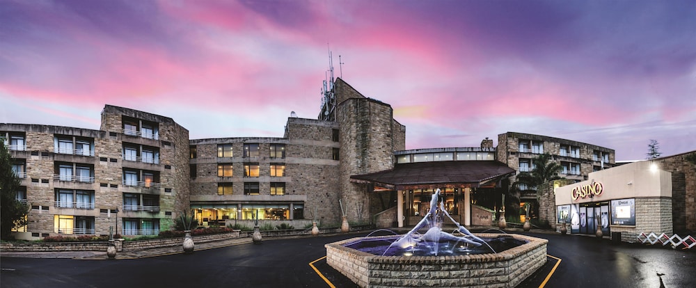 Avani Lesotho Hotel & Casino 1/50
