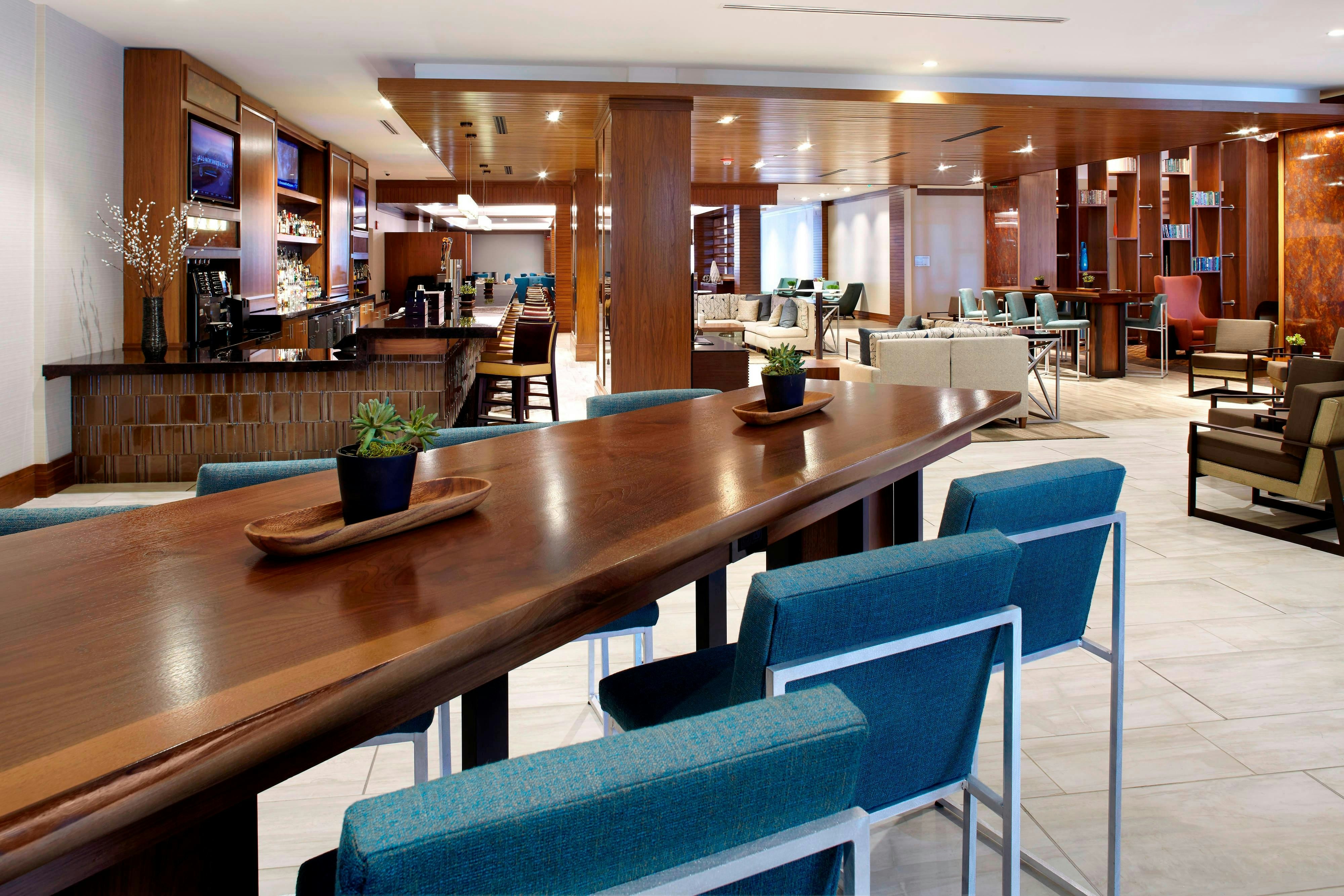 Raleigh Marriott Crabtree Valley 35/64