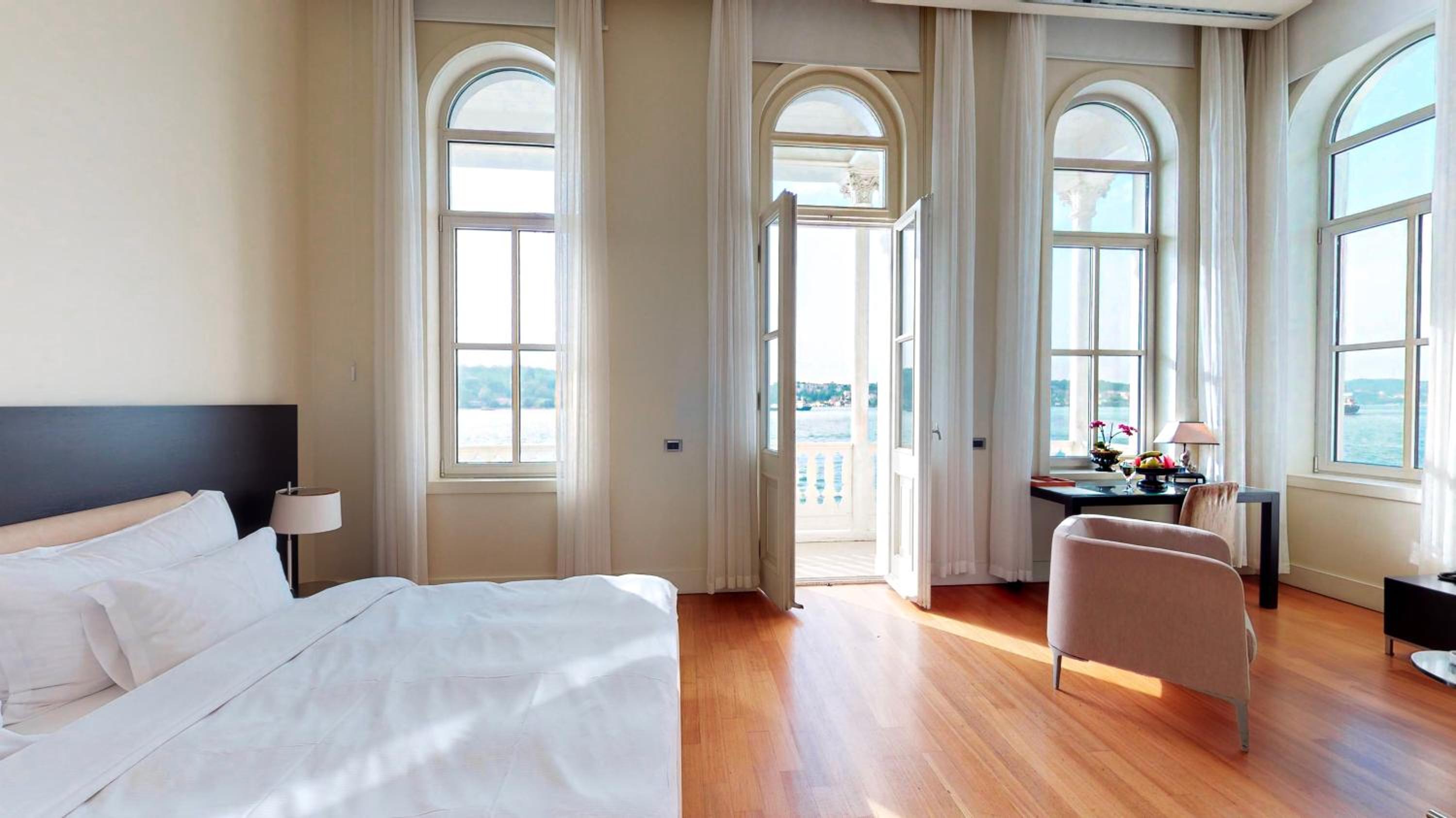 Presidential, Suite