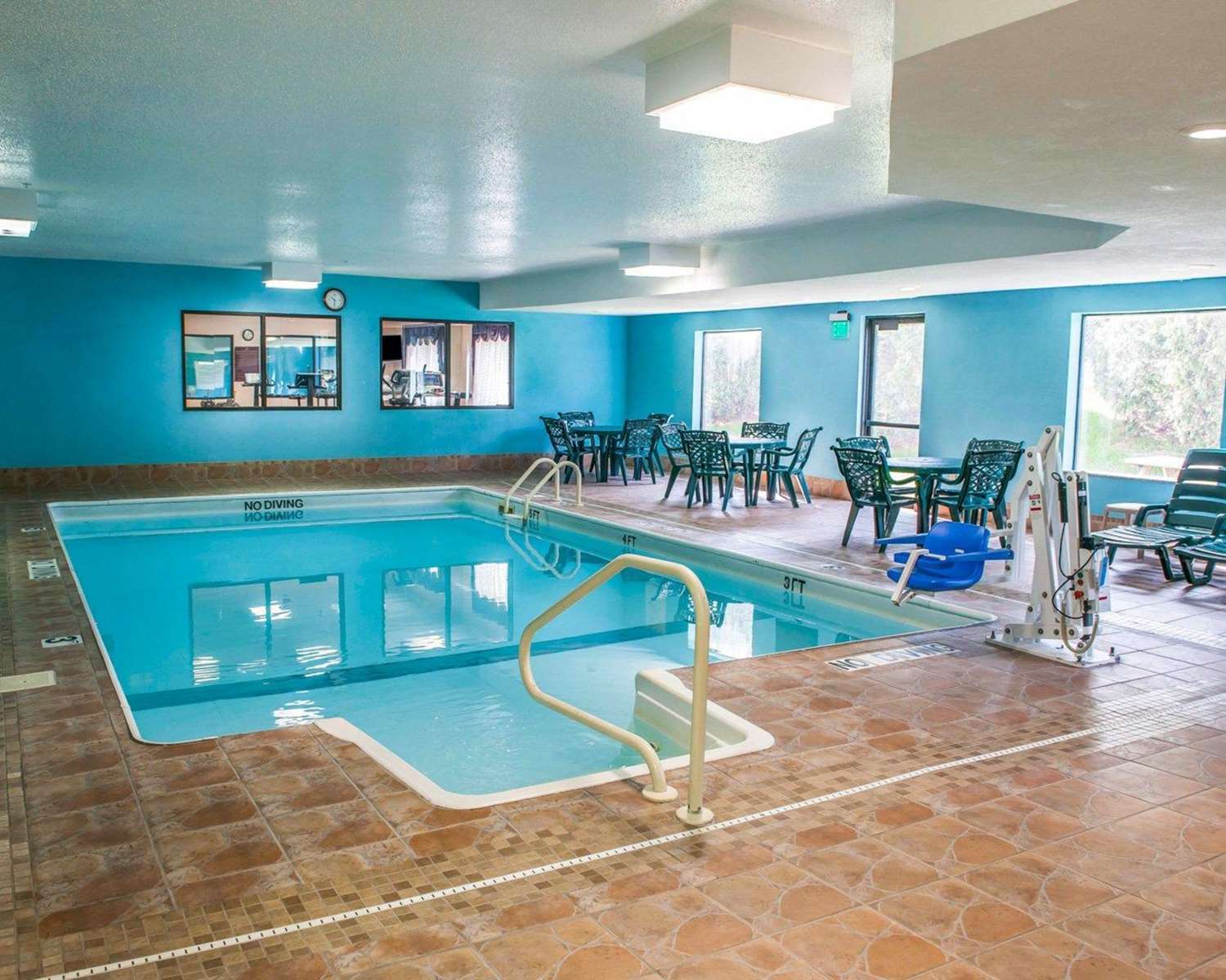 Quality Inn & Suites South Bend Airport 22/38