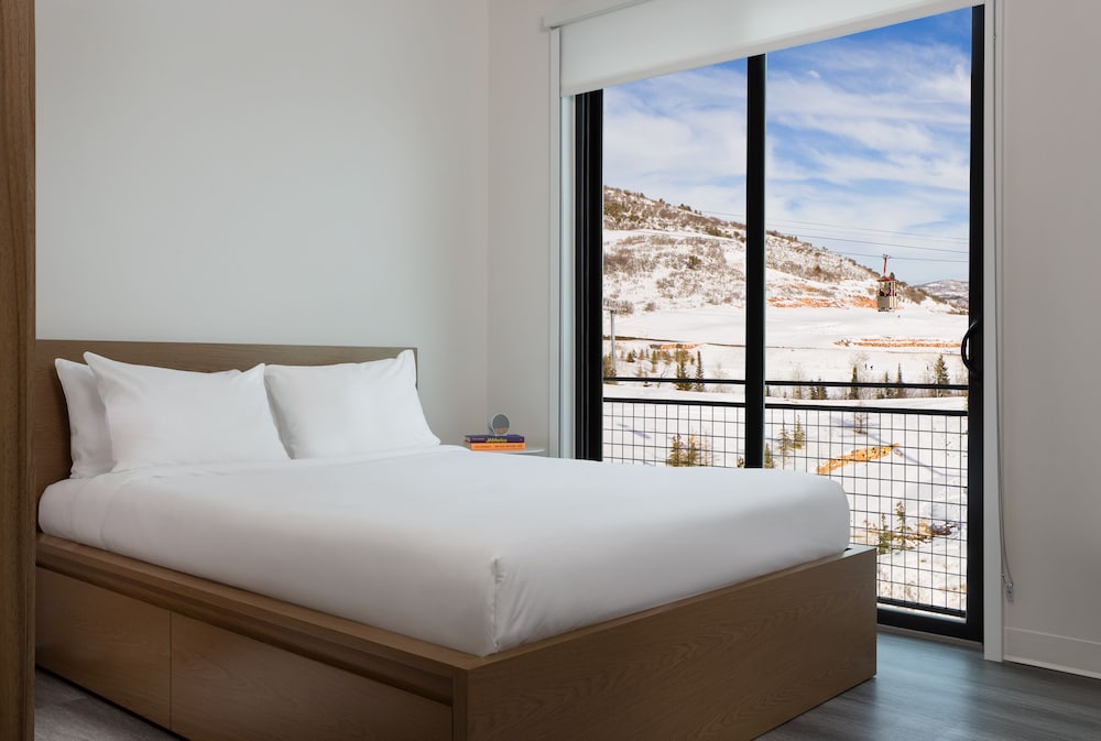 Yotelpad Park City 40/83
