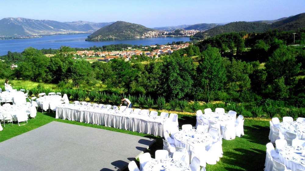 ENASTRON VIEW HOTEL 25/38