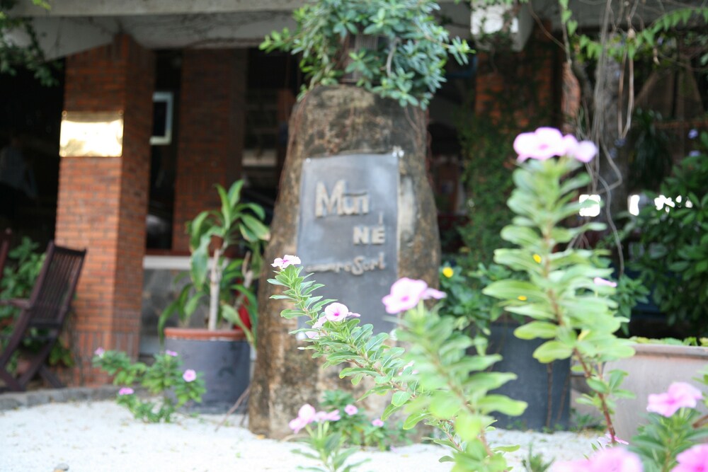 Mui Ne Resort by TheSinhTourist 4/37