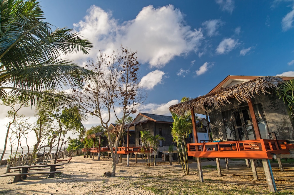 Islanda Hideaway Resort 8/69