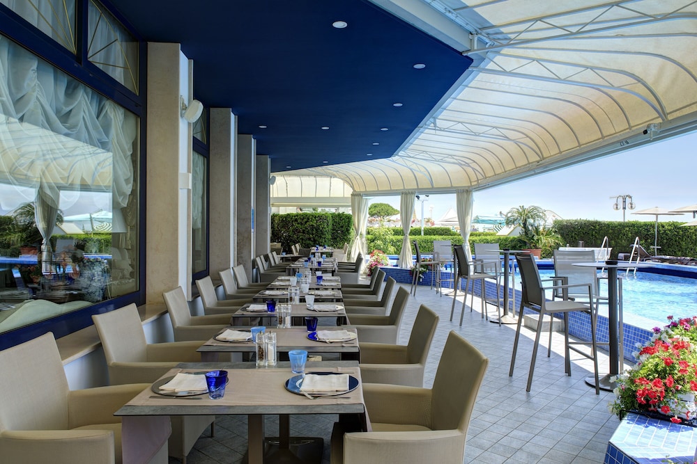 Hotel Cavalieri Palace 77/90