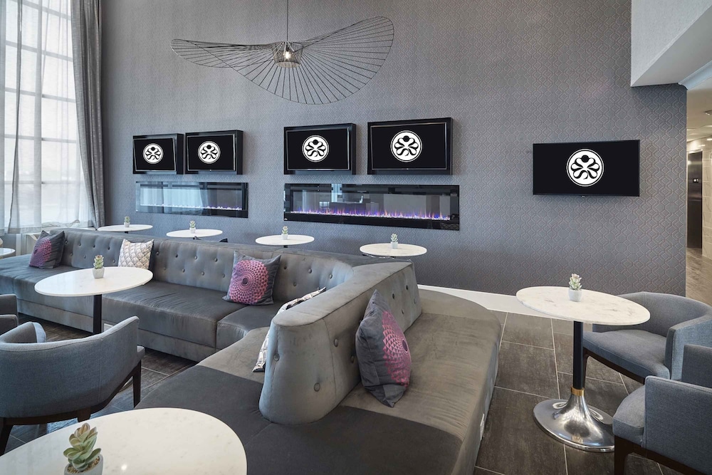 Sandman Signature Plano - Frisco Hotel 35/53