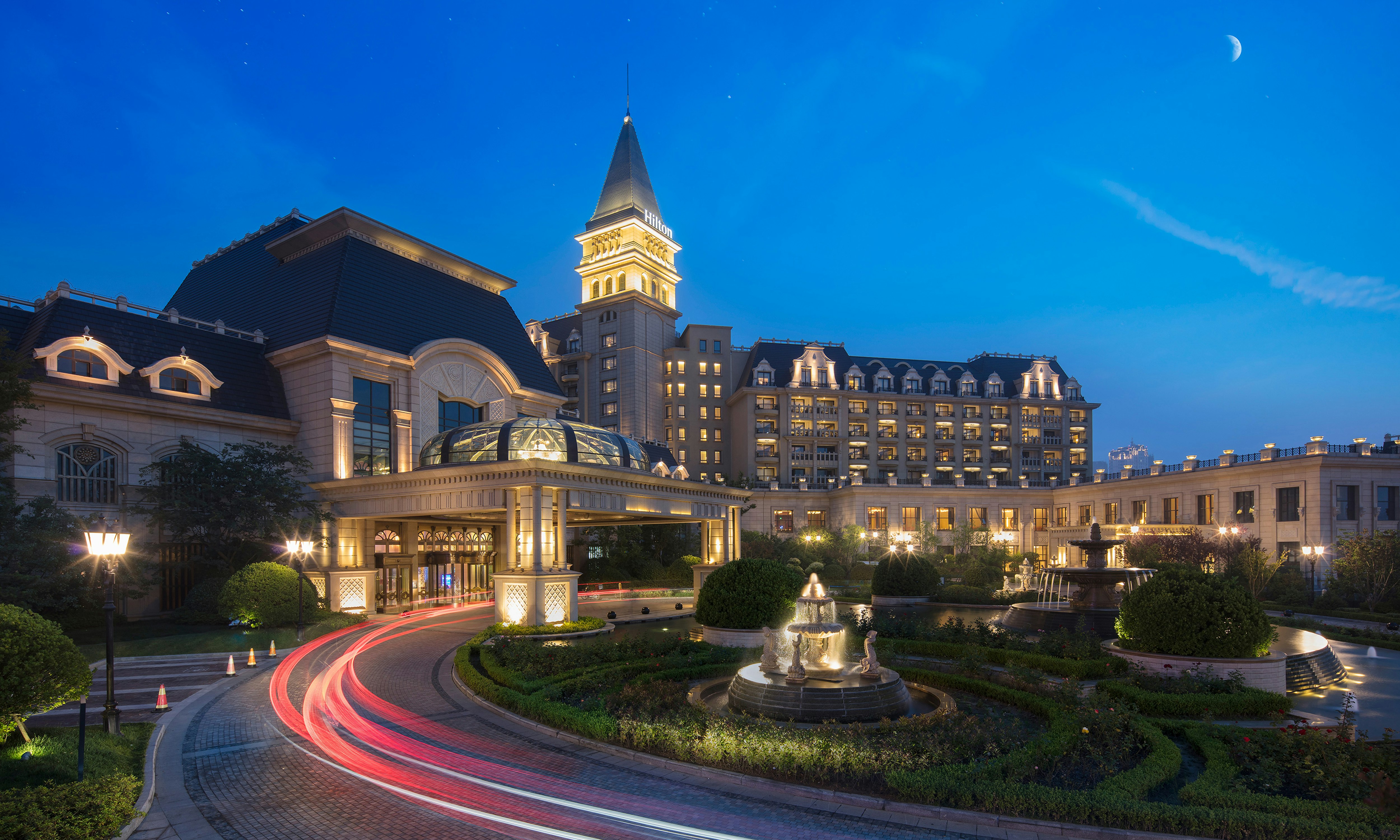 Hilton Qingdao Golden Beach 57/58