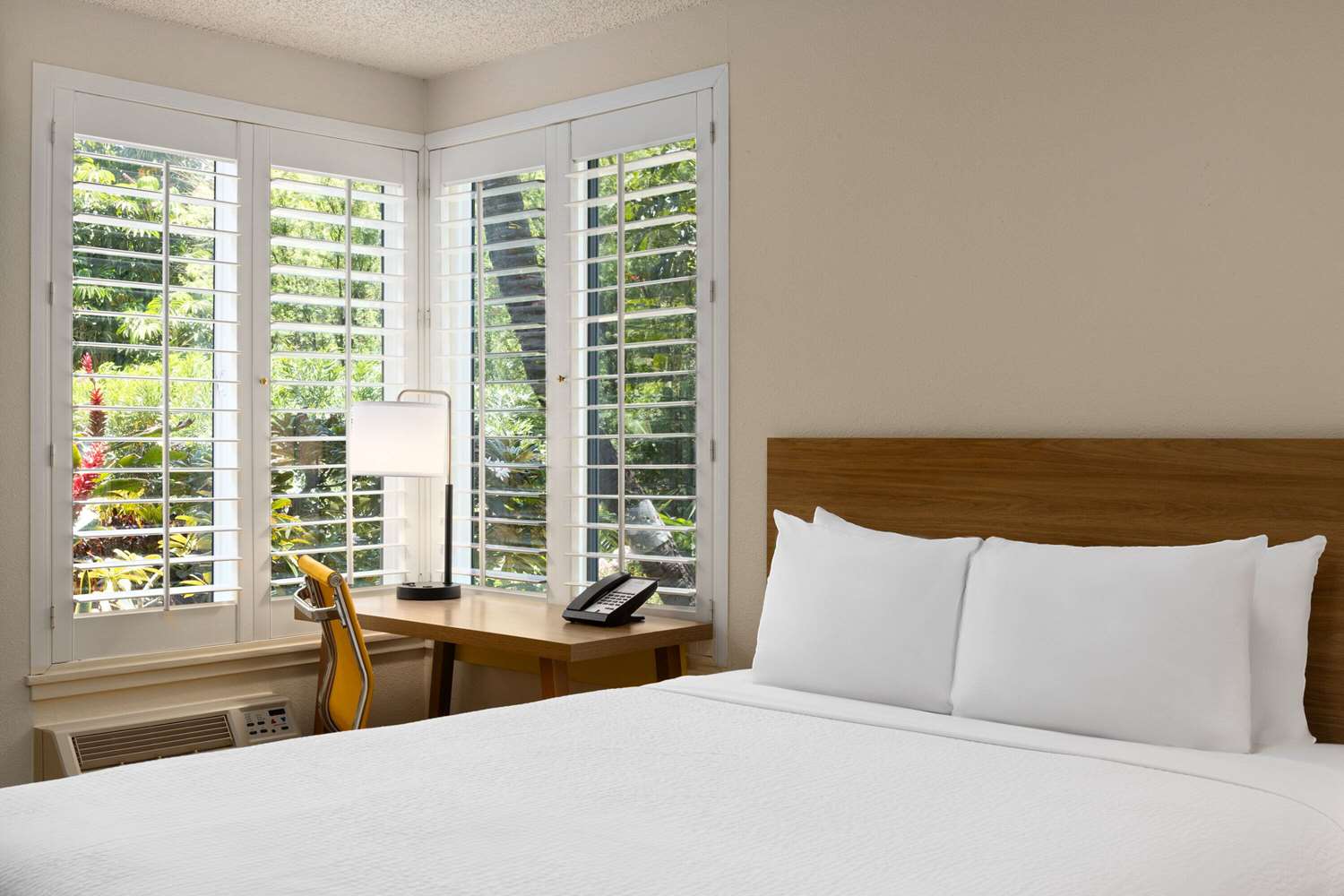 Days Inn by Wyndham Maui Oceanfront 15/54