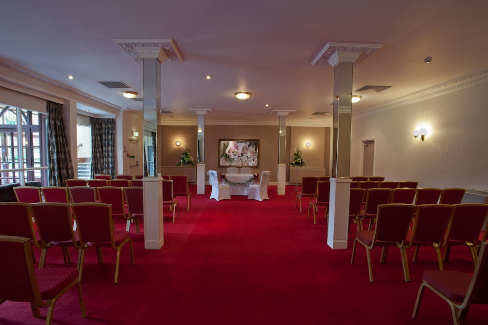 Royal Court Hotel Coventry 50/61