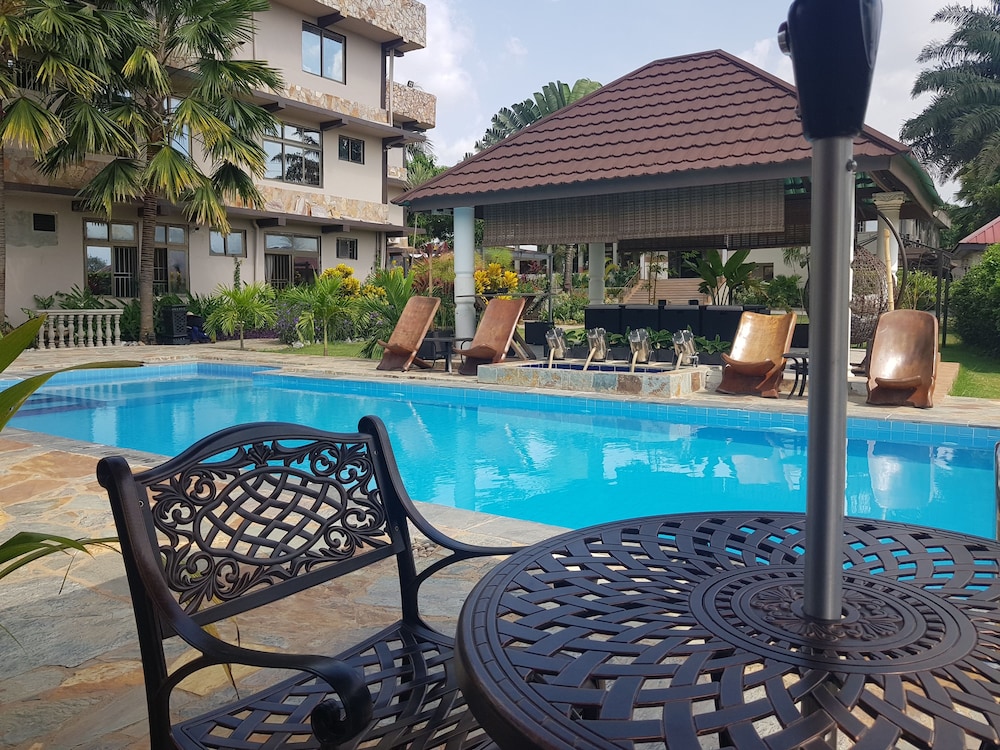 Sweet Garden Hotel 26/29