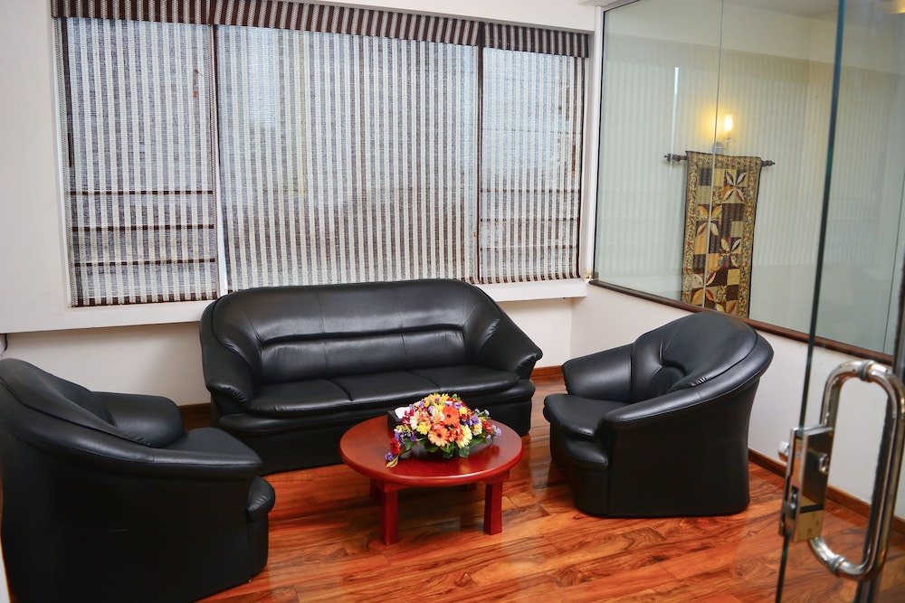 Unique Towers Luxury Boutique Suites 41/76