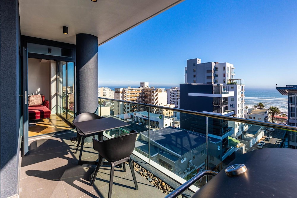 Latitude Aparthotel By Totalstay 28/56
