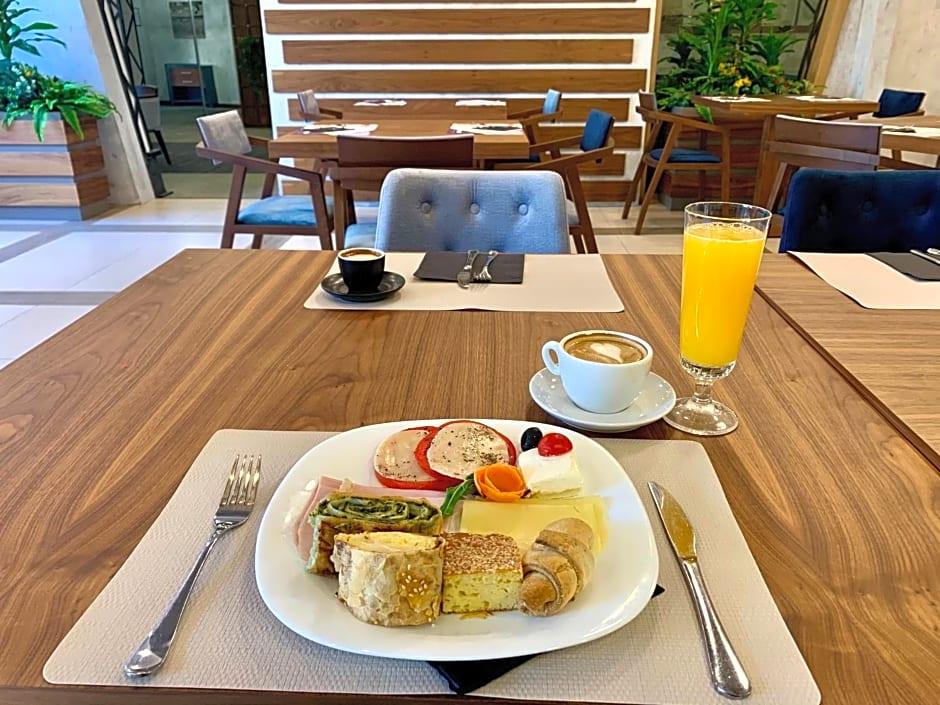 Hotel Garni City Code Vizura 32/39