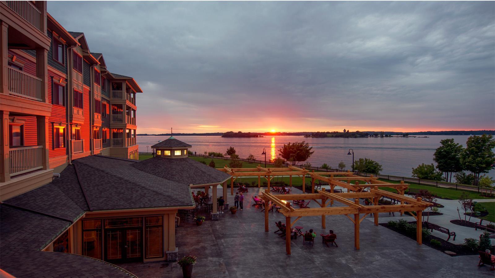 1000 Islands Harbor Hotel 12/17