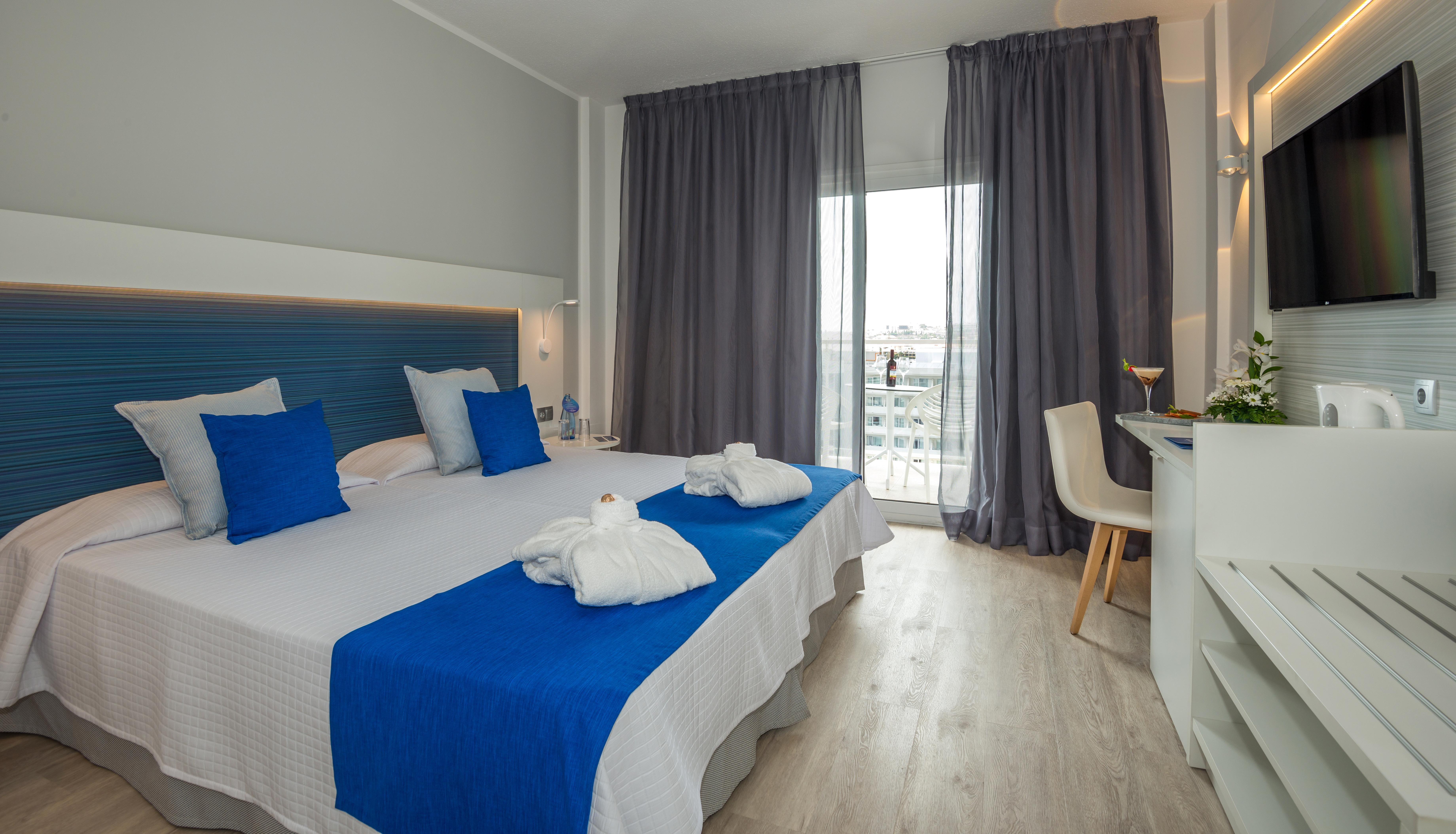 Superior, Double Bed, Side Sea View, Balcony or Terrace