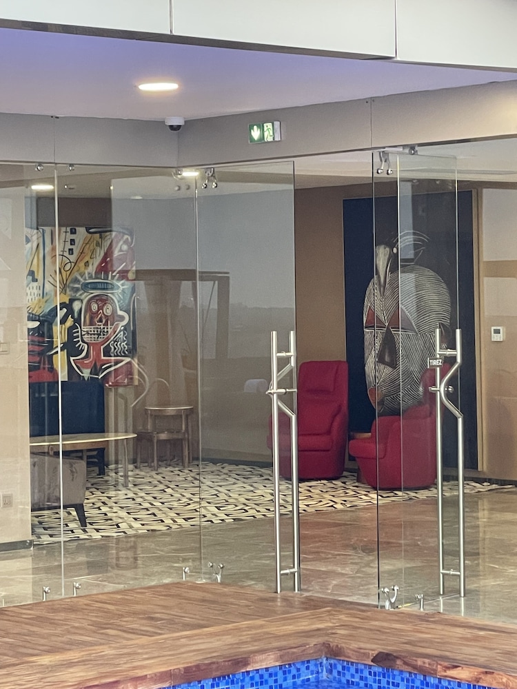 Golden Hotel & Suites in LOME