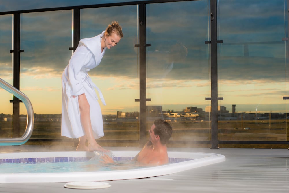 Hotel Clique Calgary Airport 33/53