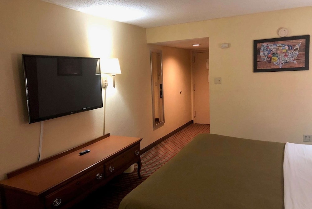 Days Inn by Wyndham Jersey City / NYC Area 27/41