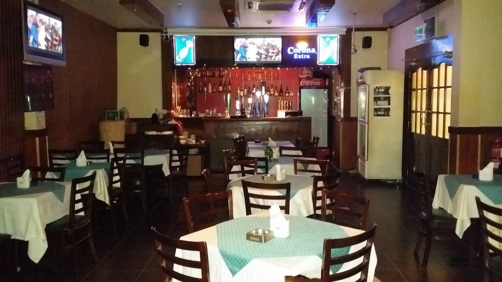 restaurant-cafeteria