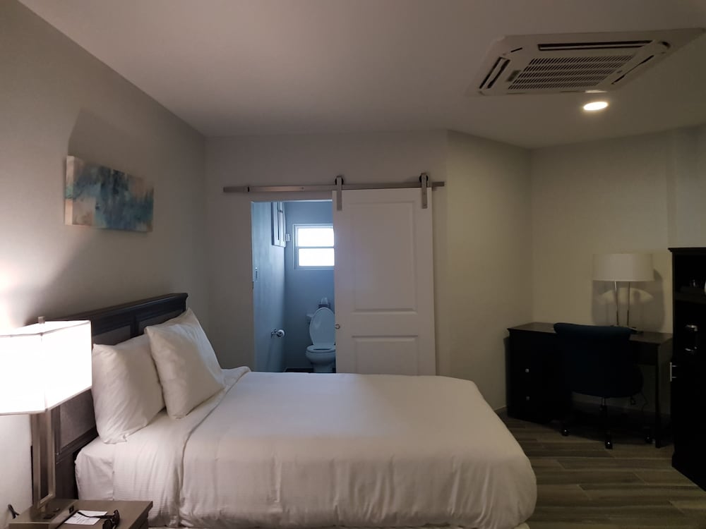 King's Hotel & Residences 5/33