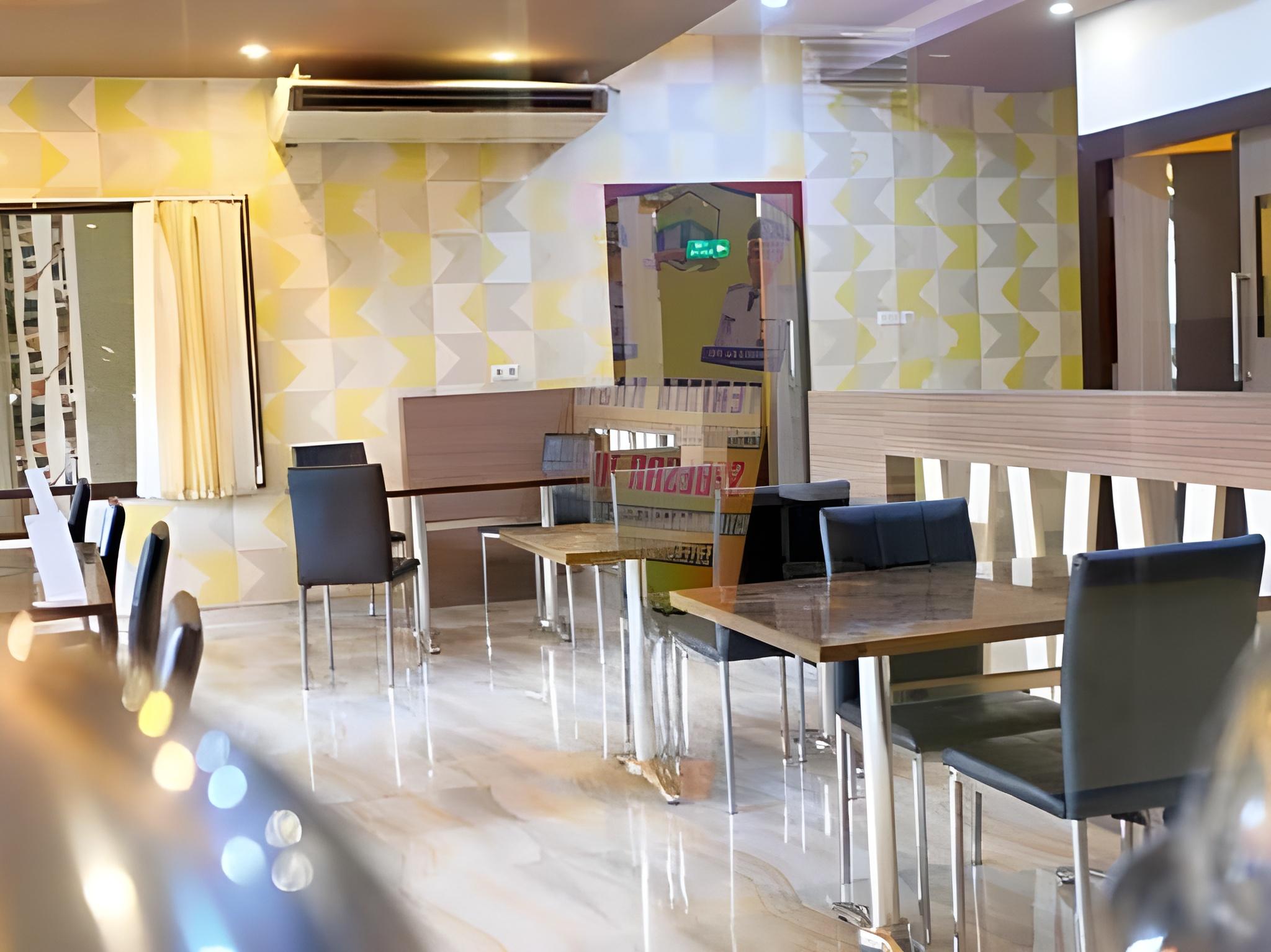 Grand Krakatau Hotel Serang 15/25