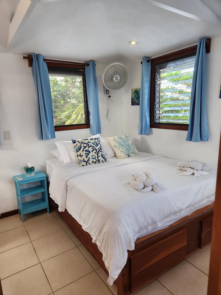 Maya Beach Hotel 27/82