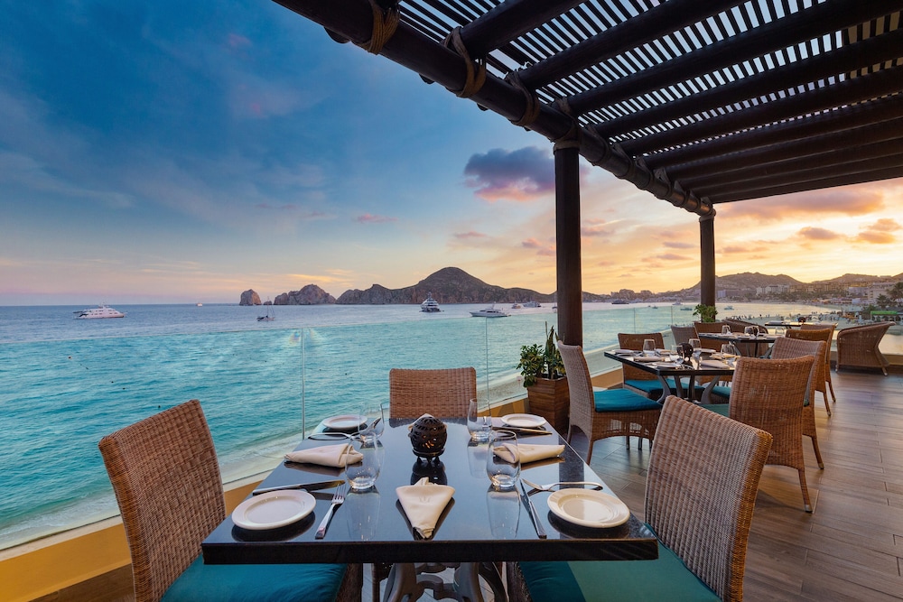 Villa Del Arco Beach Resort And Spa 70/78