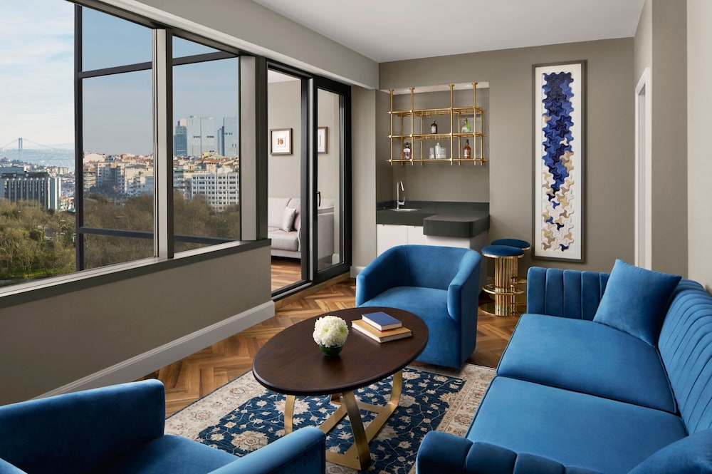 The Ritz Carlton Istanbul 25/50