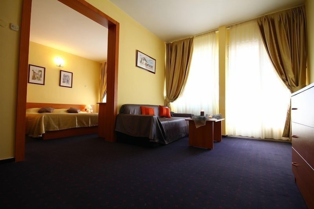 Pula Hotel 21/37