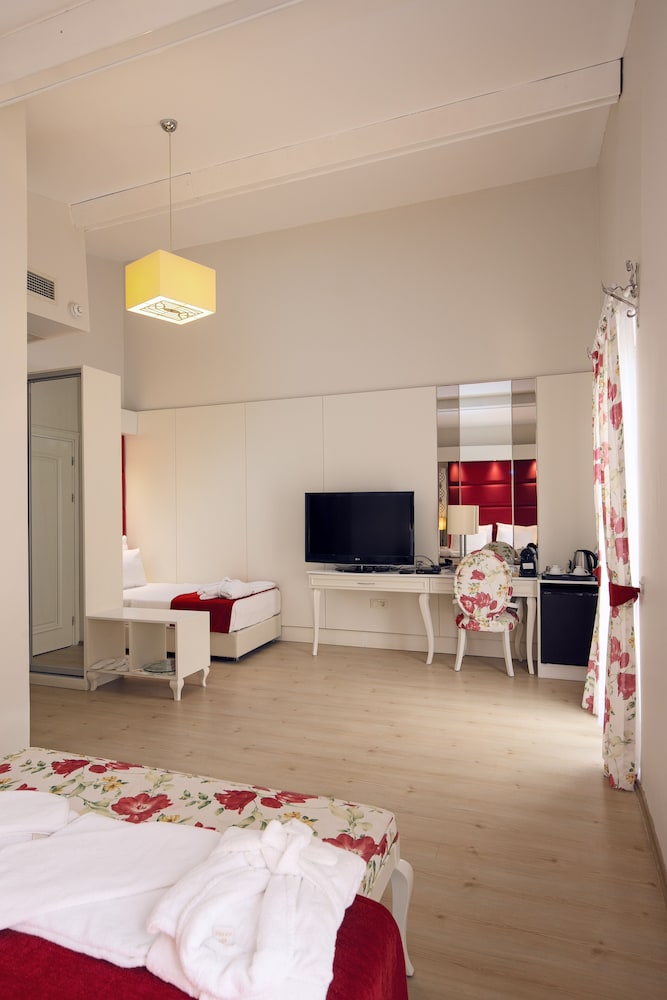 Baga Hotel 6/72