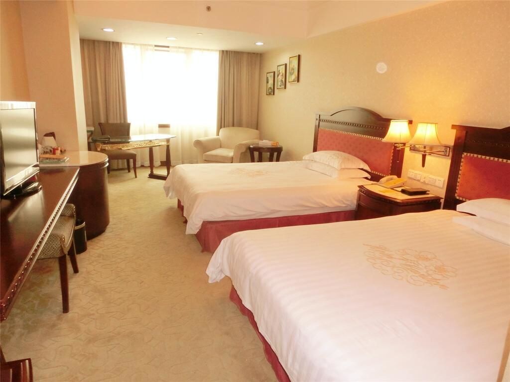 Business, King Bed