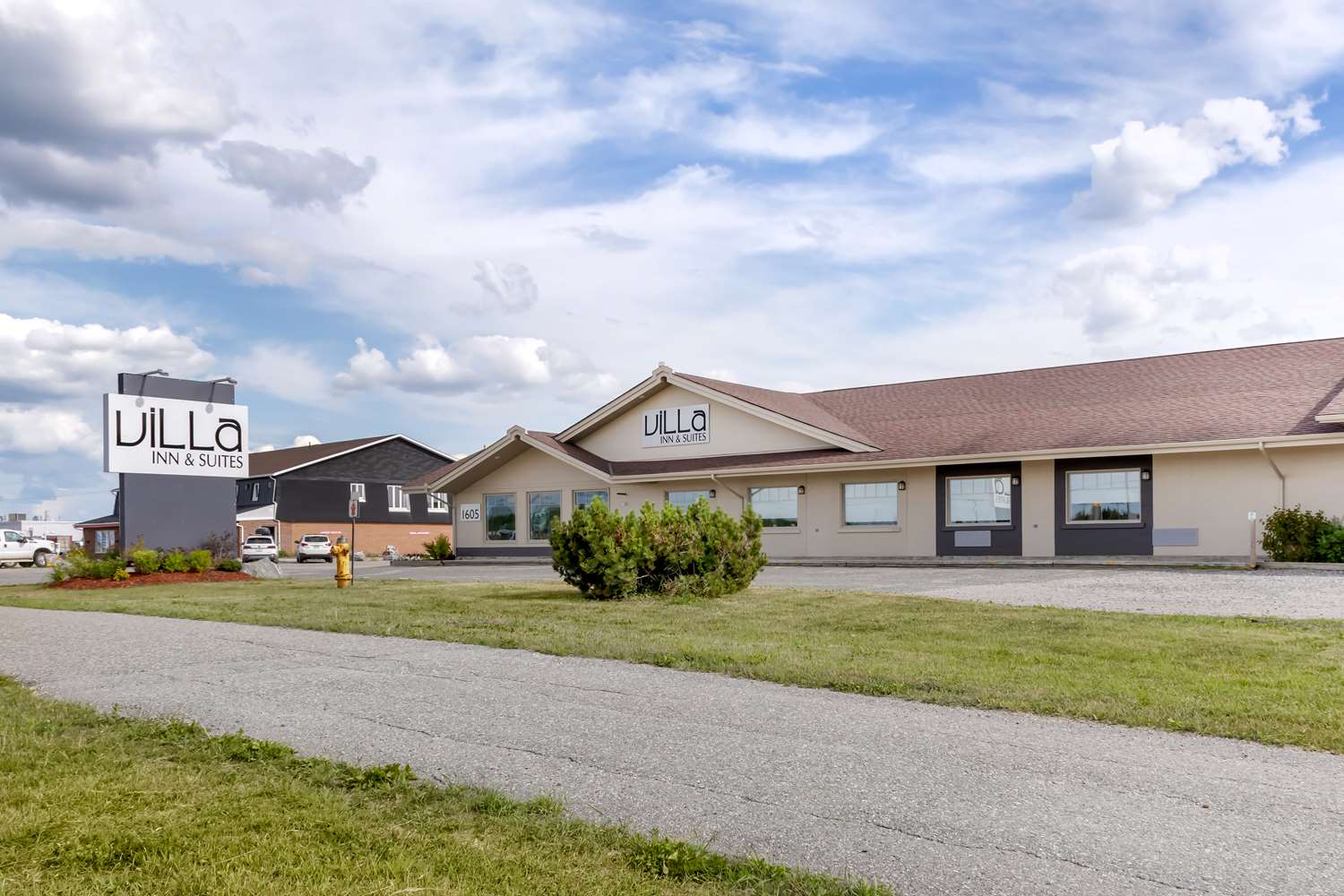 Villa Inn and Suites, SureStay Collection By Best Western 52/54