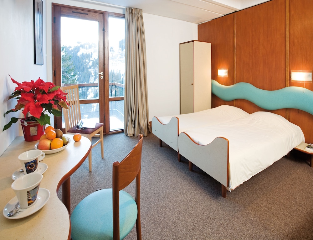 HOTEL CLUB MMV LE FLAINE 19/66